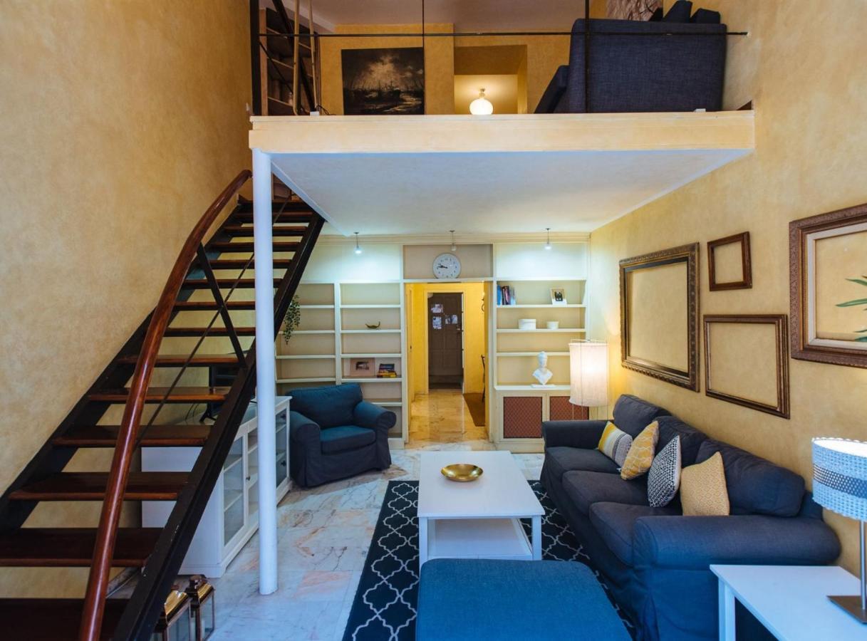 Pajaritos Suite Apartment - Private Parking Included Sevilla Eksteriør billede