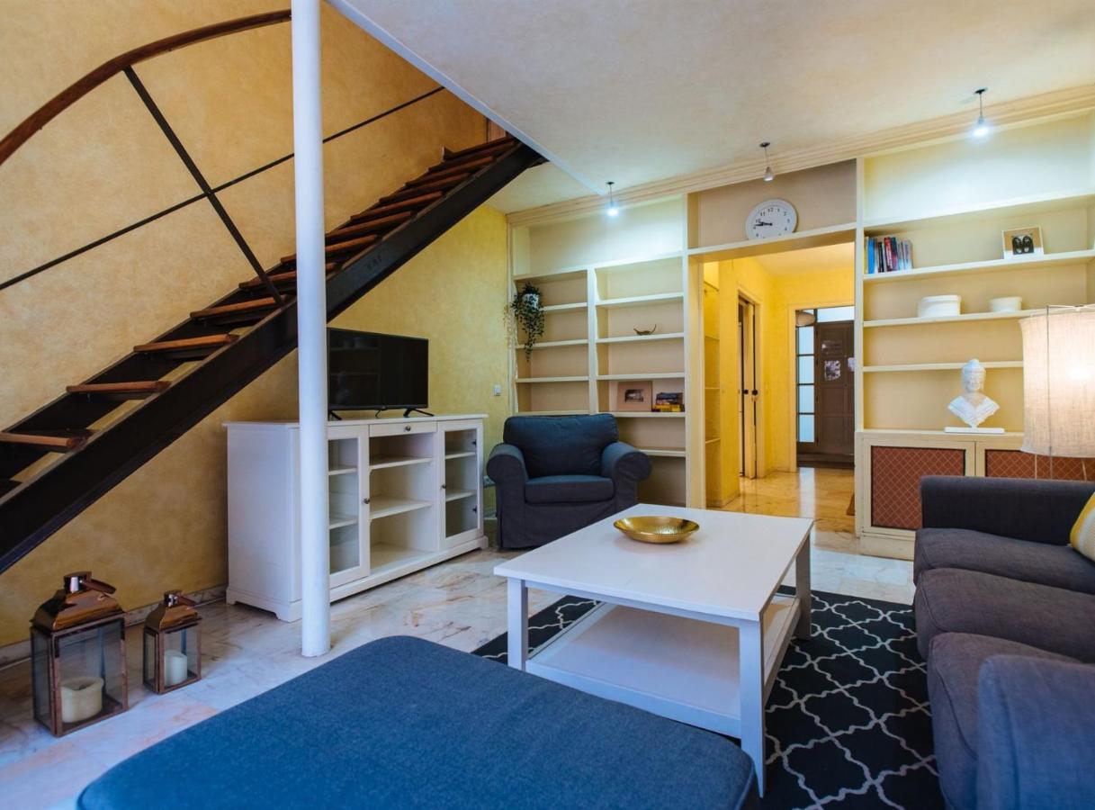 Pajaritos Suite Apartment - Private Parking Included Sevilla Eksteriør billede